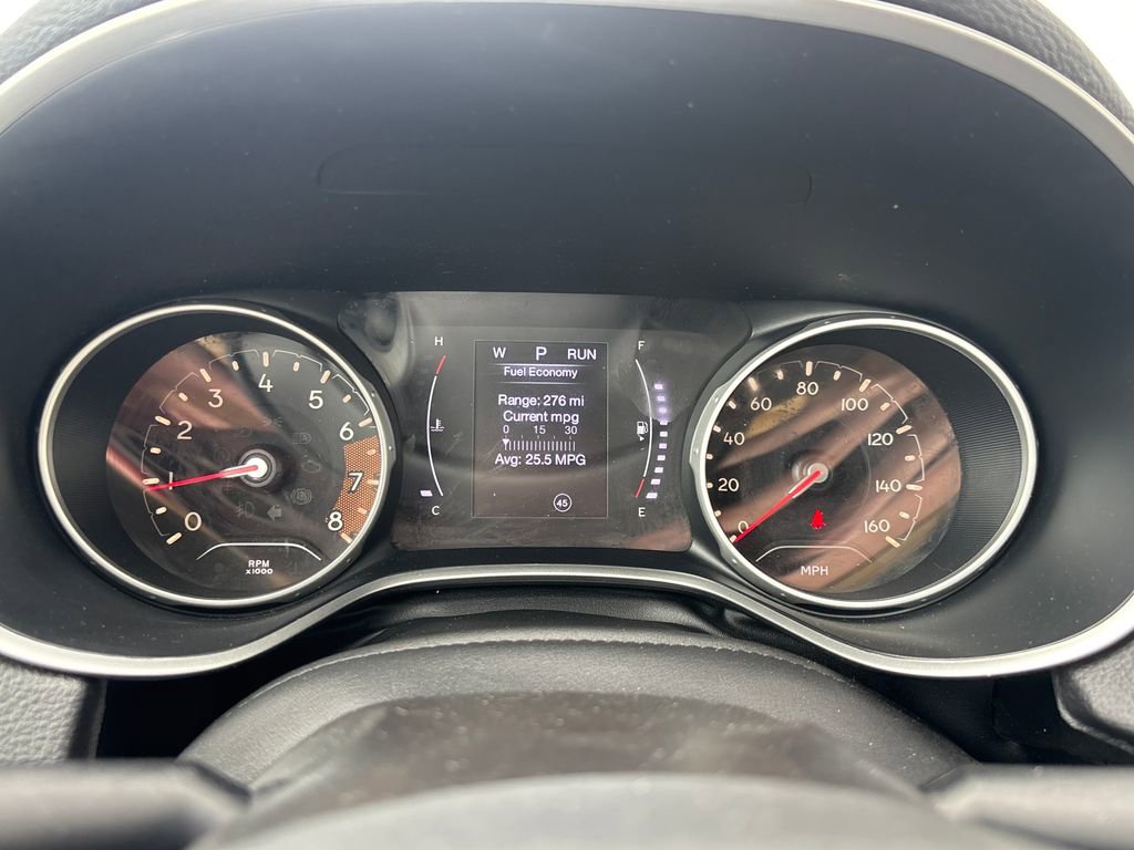 Used 2018 Jeep Compass Latitude FWD image 22
