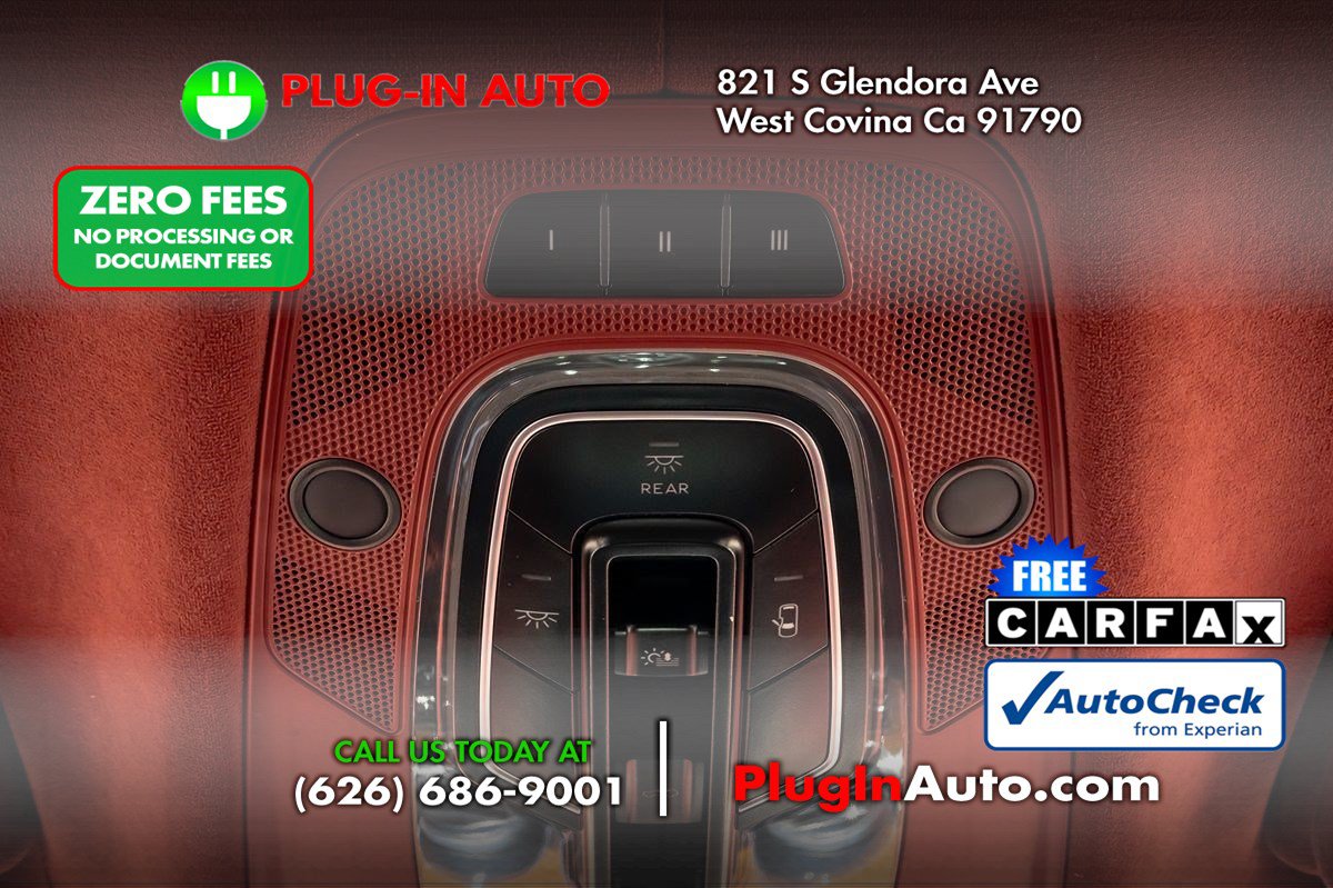Used 2018 Bentley Bentayga AWD/4WD image 22