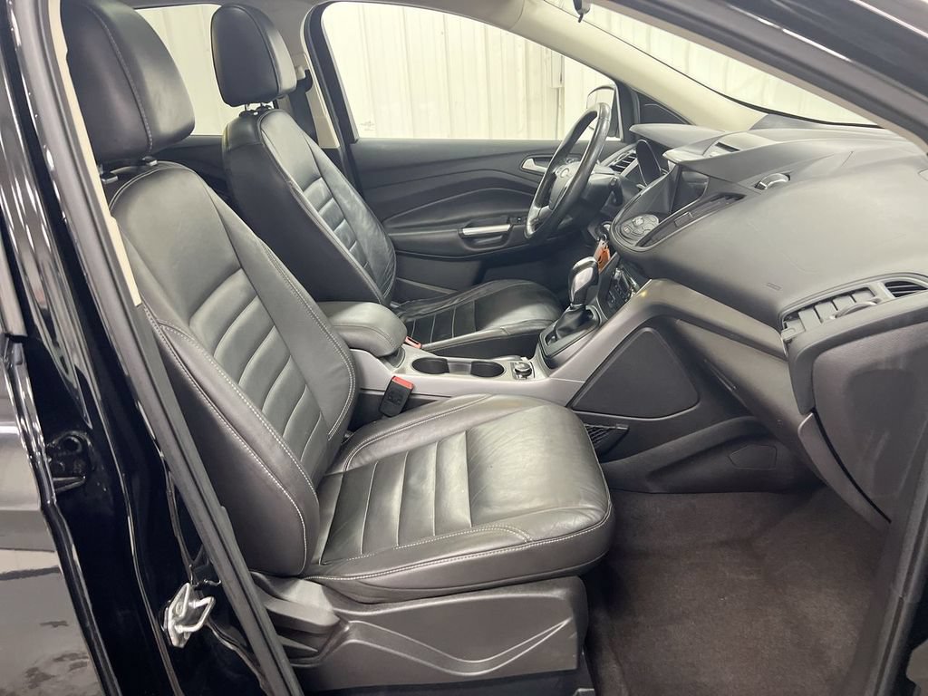 Used 2016 Ford Escape SE w/ SE Leather Comfort Package AWD/4WD image 23