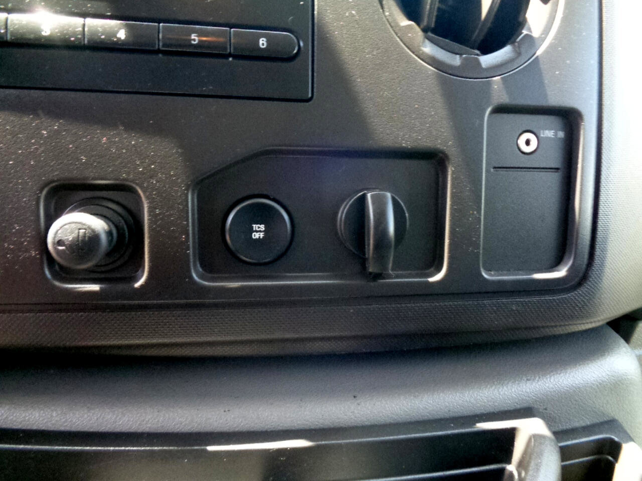 Used 2012 Ford E-250 and Econoline 250 w/ PWR Group image 8