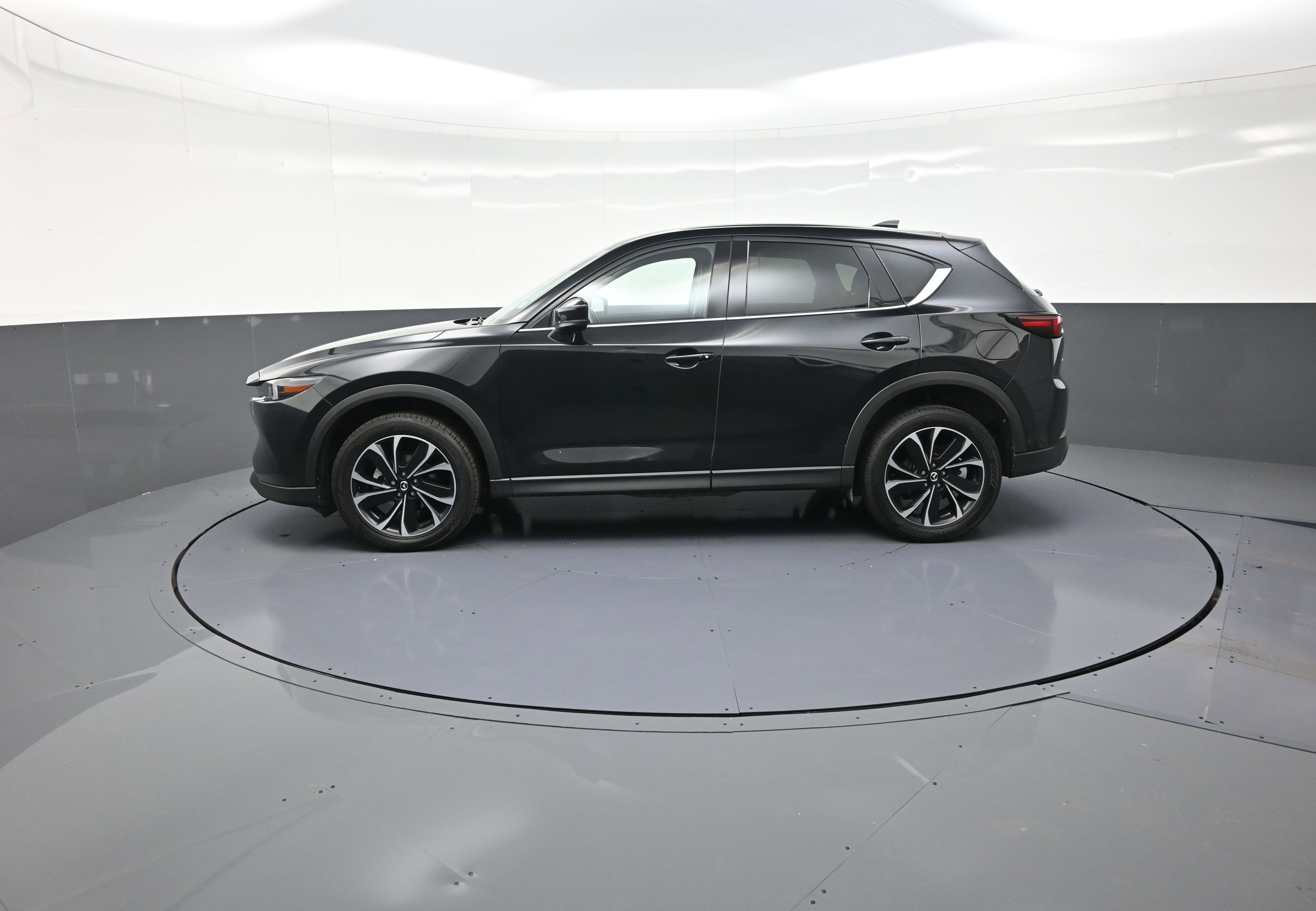 Used 2023 MAZDA CX-5 AWD 2.5 S w/ Premium Package image 6