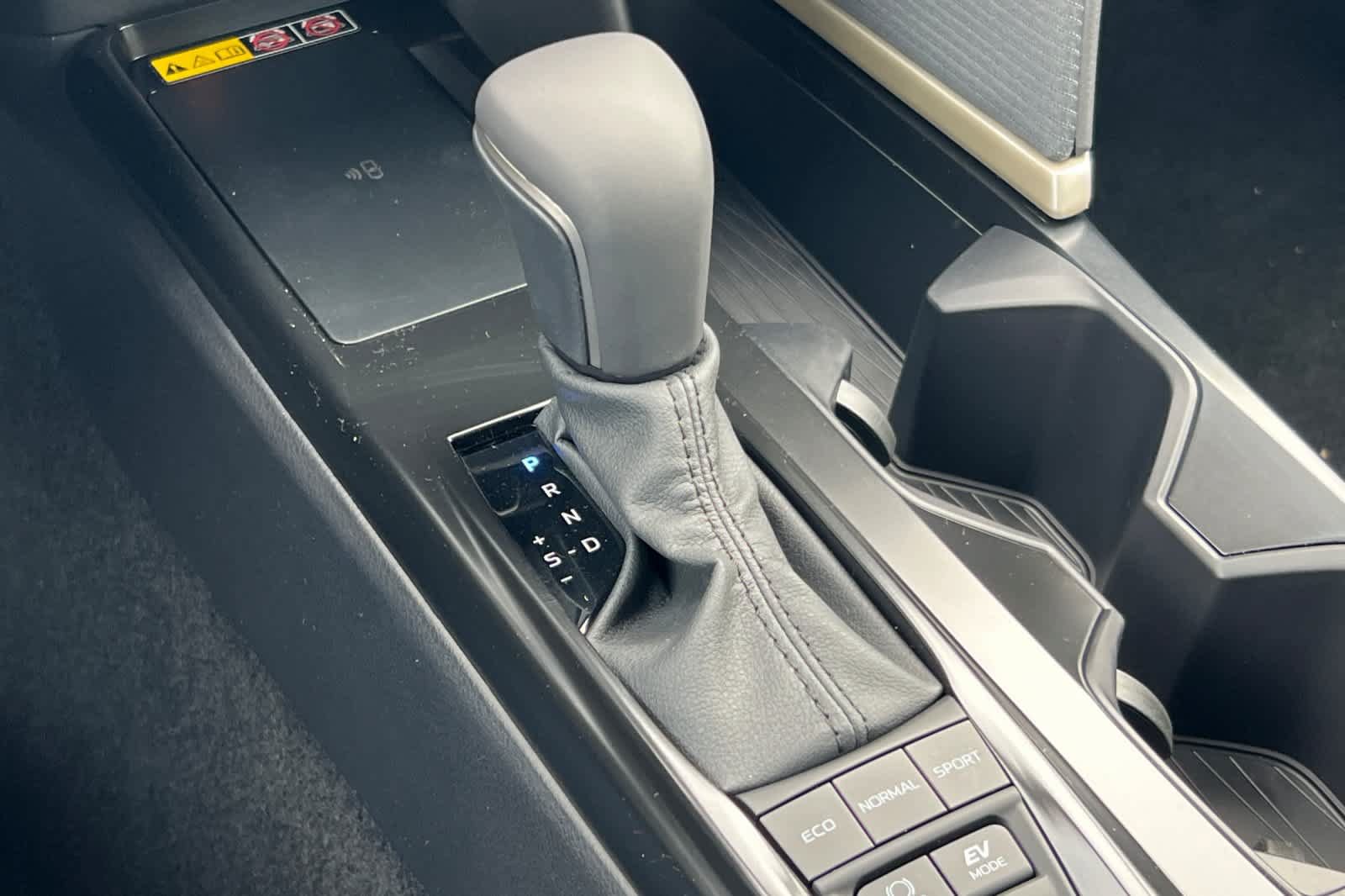 New 2026 Toyota Camry SE AWD/4WD image 22