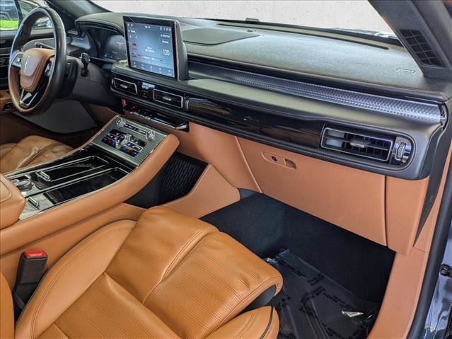 Used 2021 Lincoln Aviator Black Label Grand Touring w/ Class IV Trailer Tow Package AWD/4WD image 21