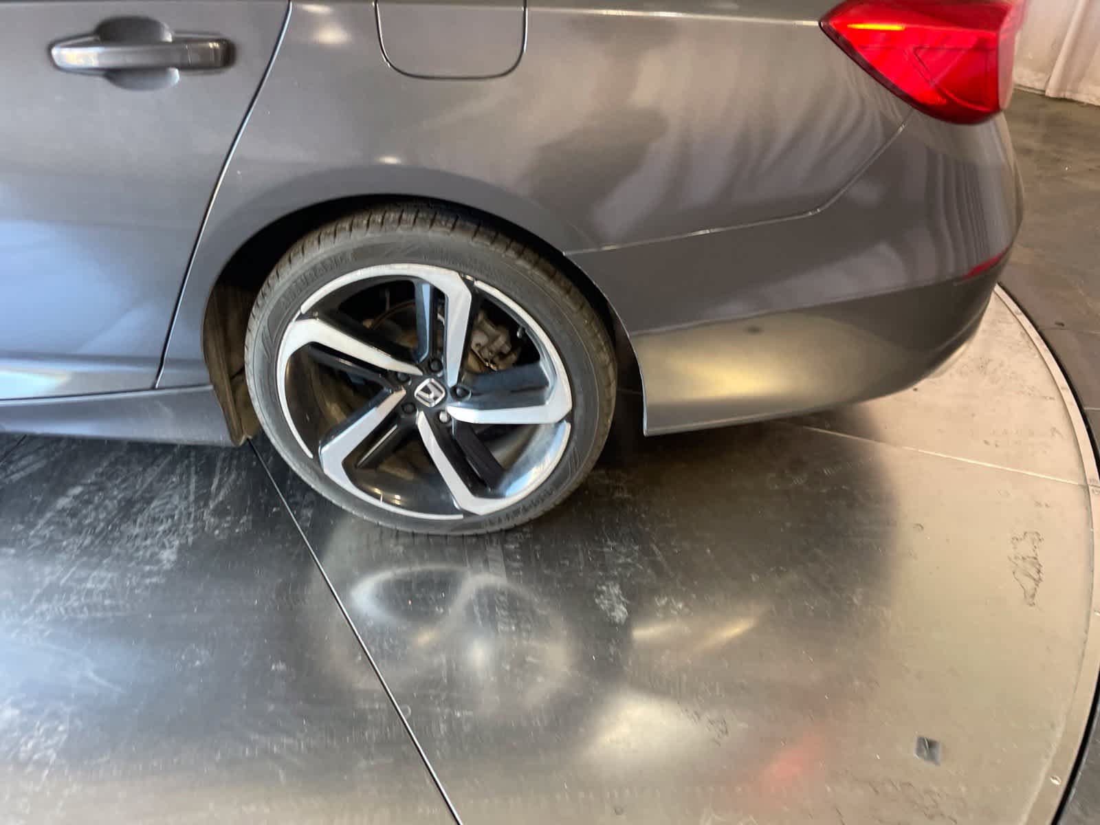 Used 2020 Honda Accord Sport image 10