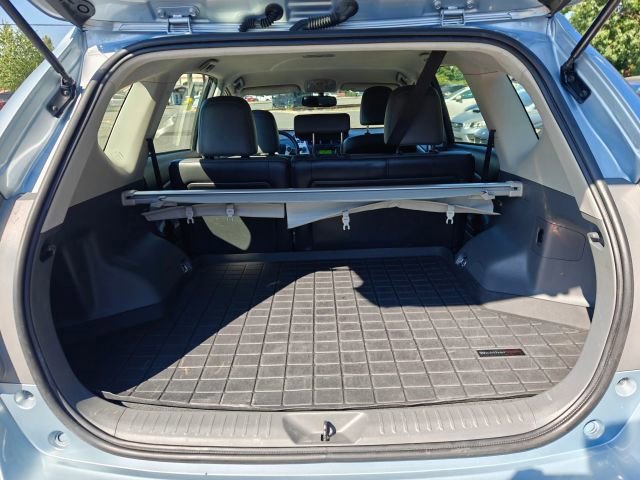 Used 2013 Toyota Prius V Five image 26