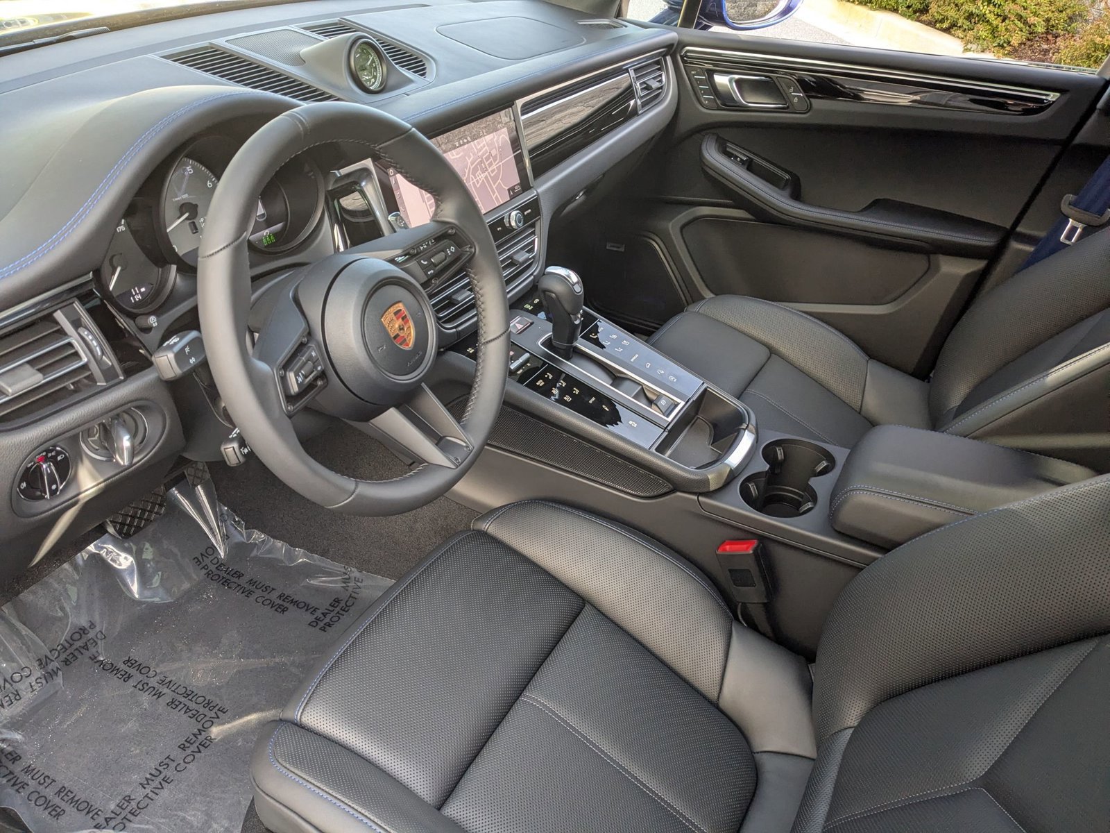 New 2026 Porsche Macan S AWD/4WD image 4