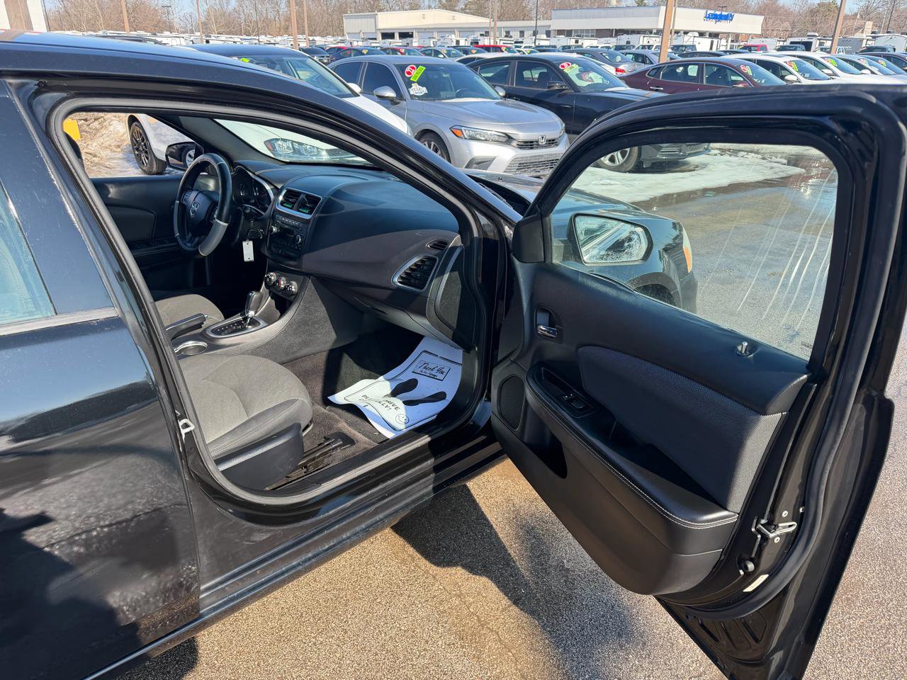 Used 2012 Dodge Avenger SE FWD image 13