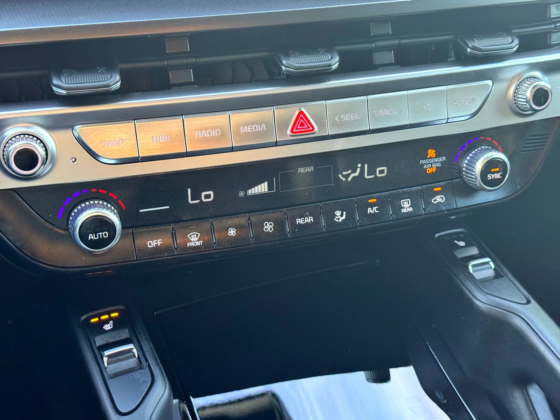 Used 2024 Kia Telluride S image 27