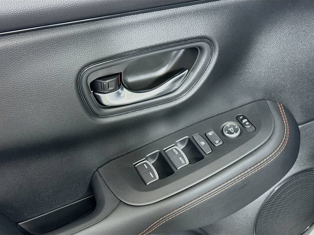 Used 2026 Honda HR-V Sport image 17