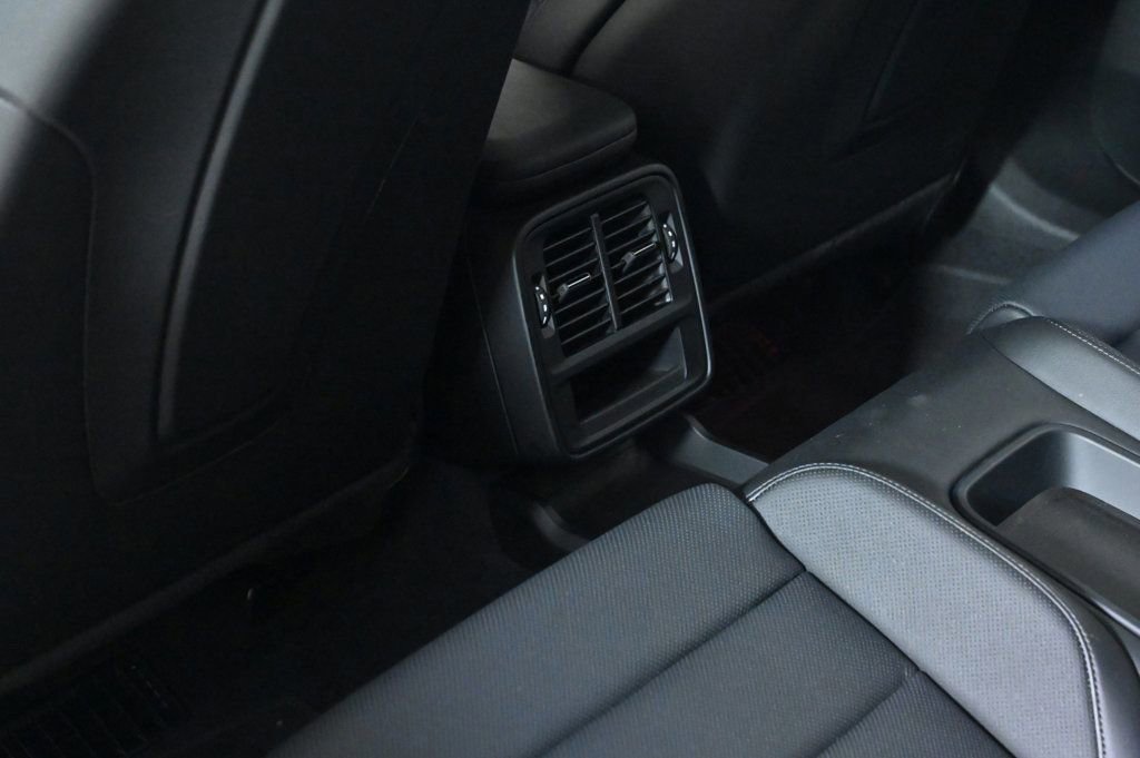 Certified 2023 Porsche Taycan 4S image 20