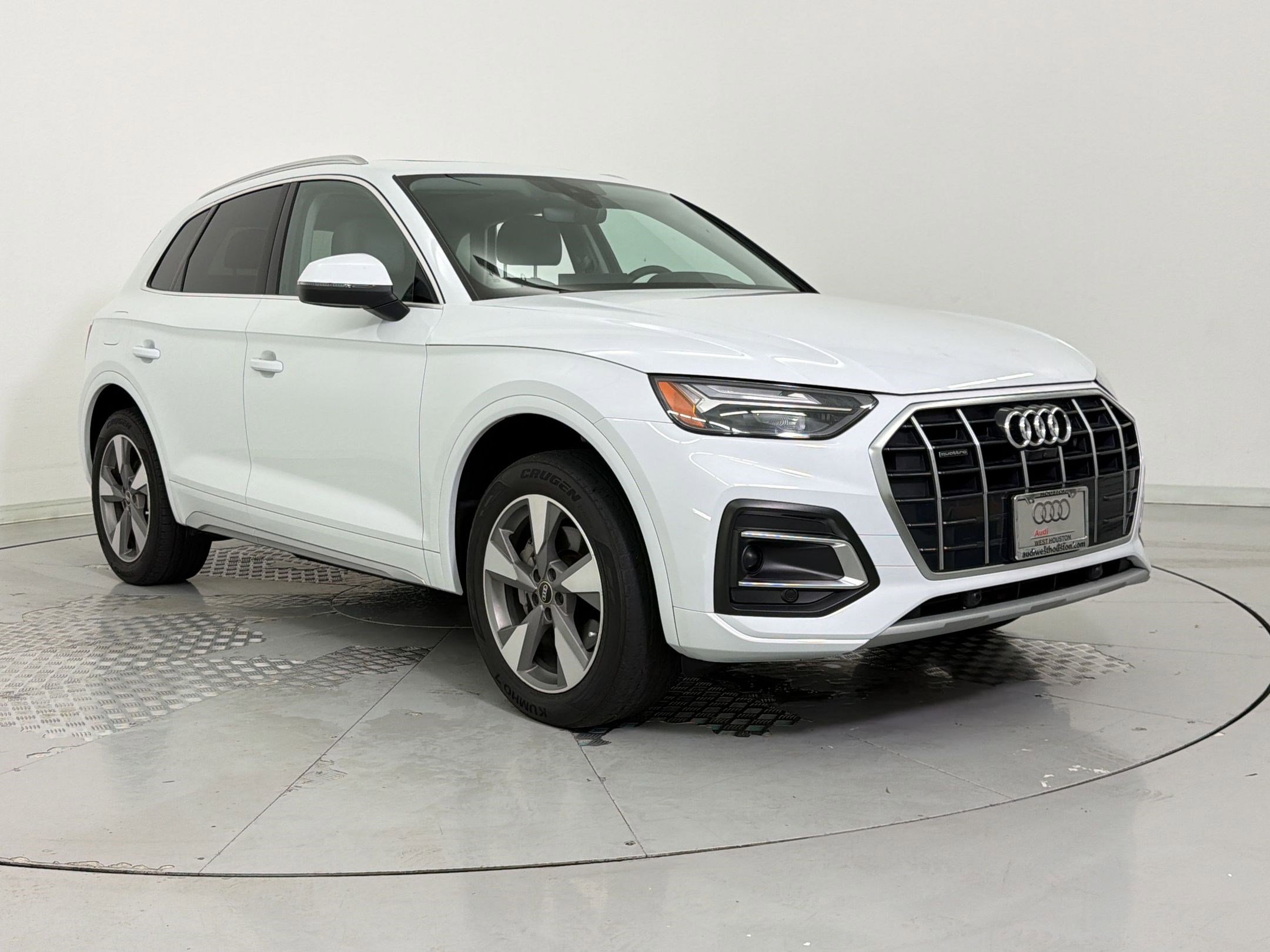 Used 2023 Audi Q5 2.0T Premium Plus w/ Premium Plus Package image 7