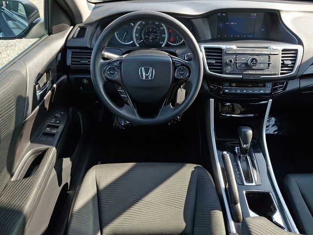 Used 2017 Honda Accord LX image 11