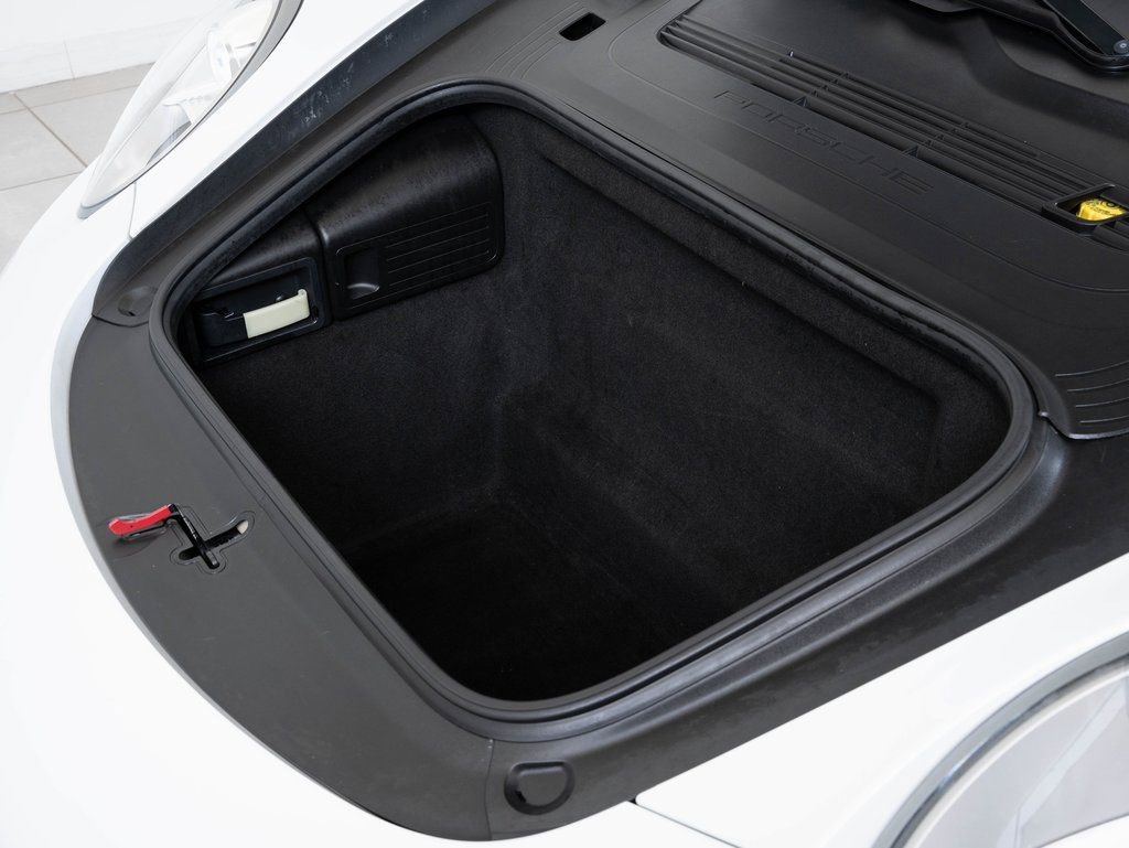 Used 2015 Porsche 911 Carrera image 29