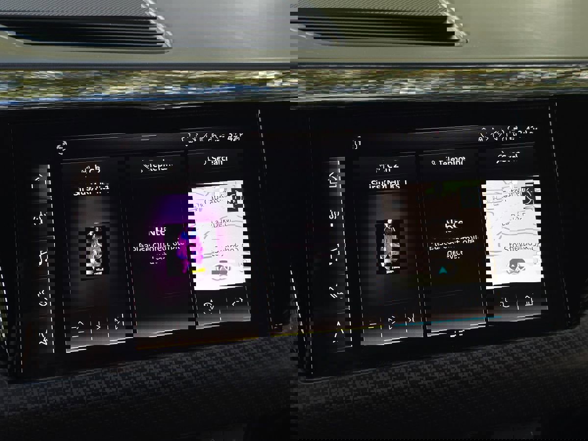 Used 2022 Audi RS e-tron GT w/ Carbon Performance Package image 39