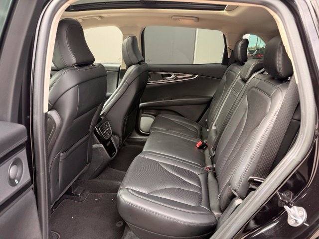 Used 2022 Lincoln Nautilus Reserve w/ Luxury Package FWD image 27