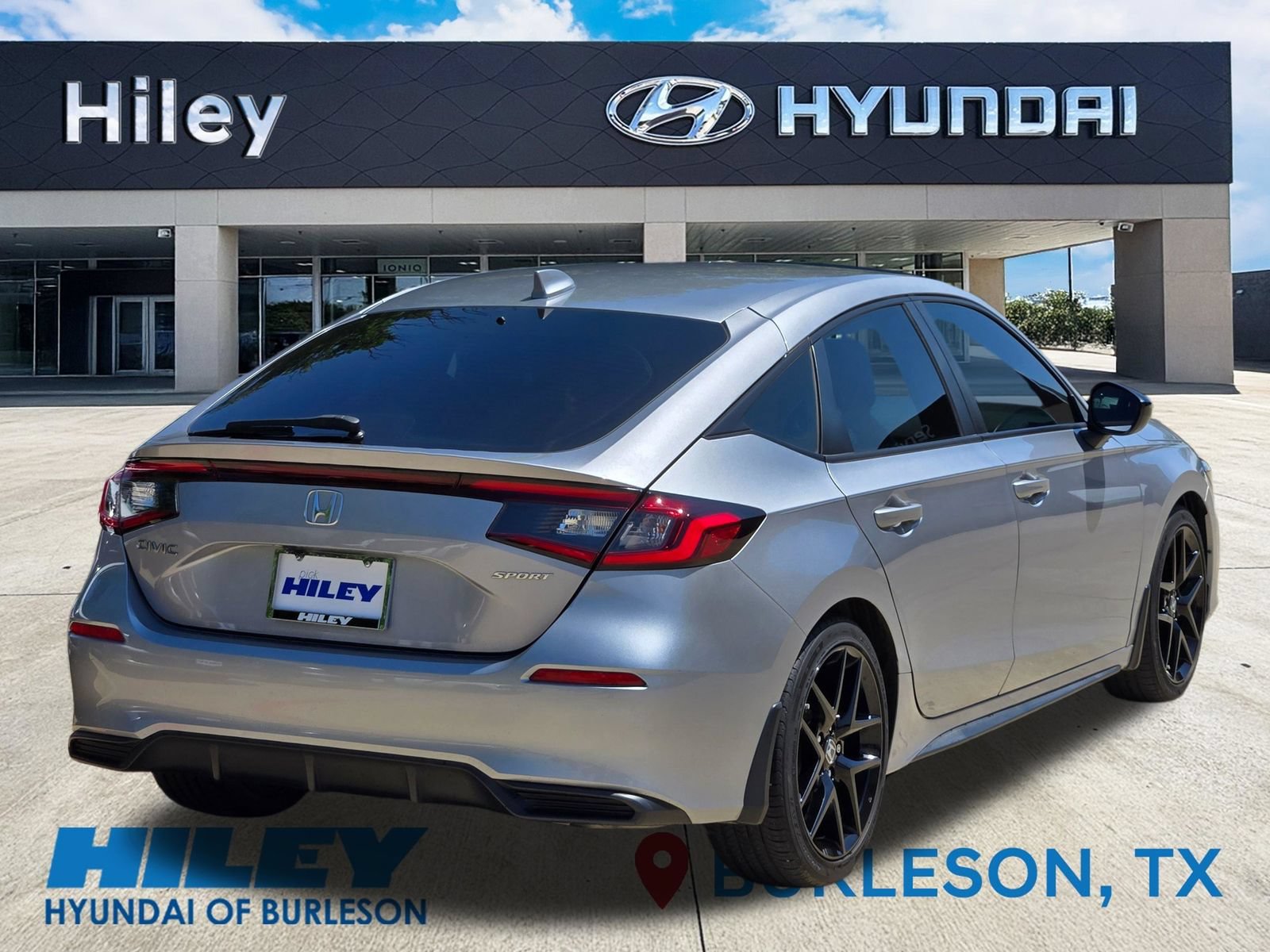 Used 2024 Honda Civic Sport image 4