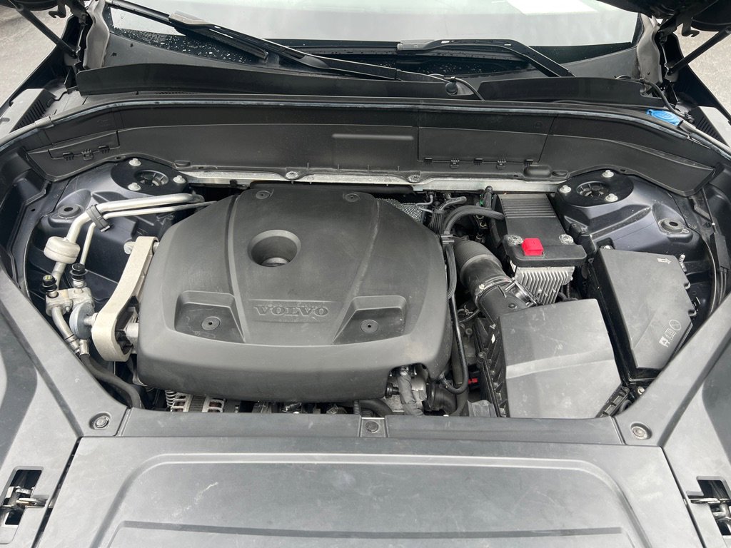 Used 2016 Volvo XC90 T5 Momentum image 34