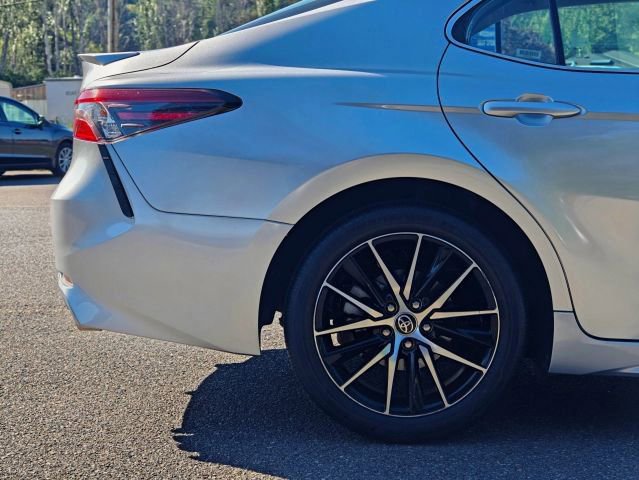Used 2022 Toyota Camry SE FWD image 49