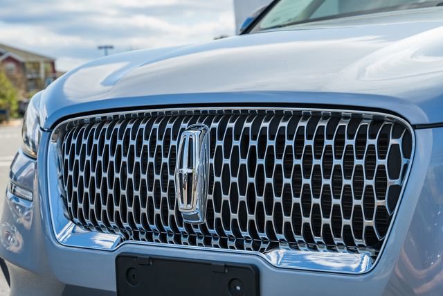 Used 2022 Lincoln Corsair AWD w/ Premium Package image 11