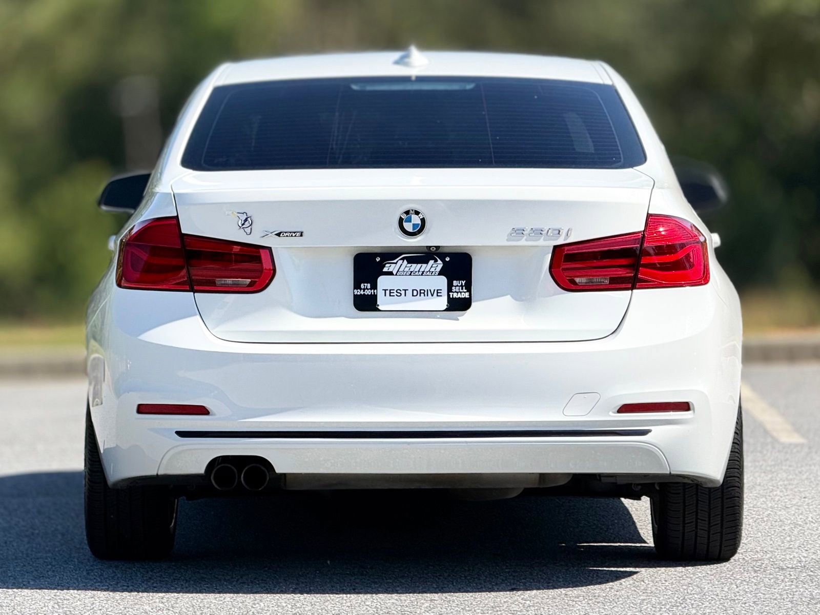 Used 2018 BMW 330i xDrive Sedan w/ Convenience Package AWD/4WD image 6