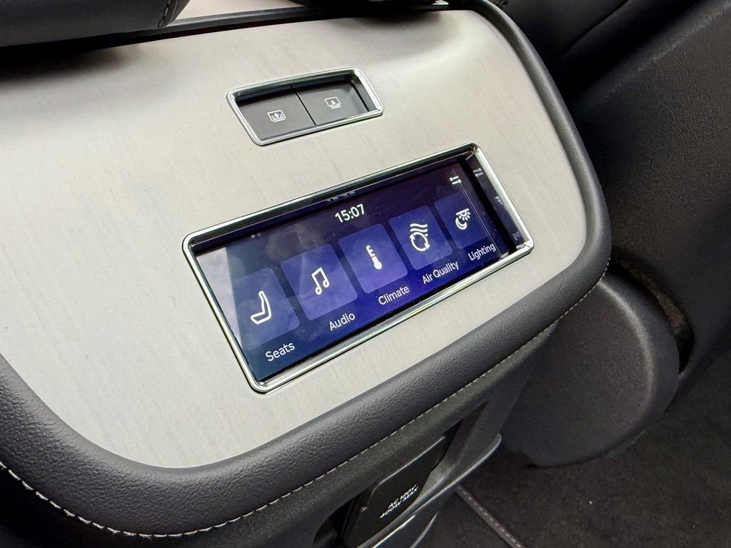 Used 2025 Lincoln Navigator Reserve w/ Jet Appearance Package AWD/4WD image 44