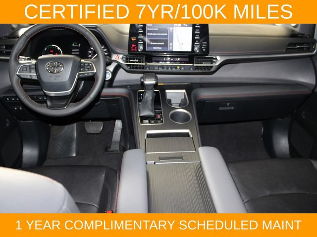 Used 2024 Toyota Sienna XSE w/ XSE Plus Package FWD image 13