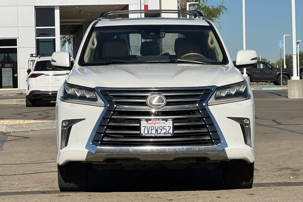 Used 2017 Lexus LX 570 4WD w/ Luxury Package image 11