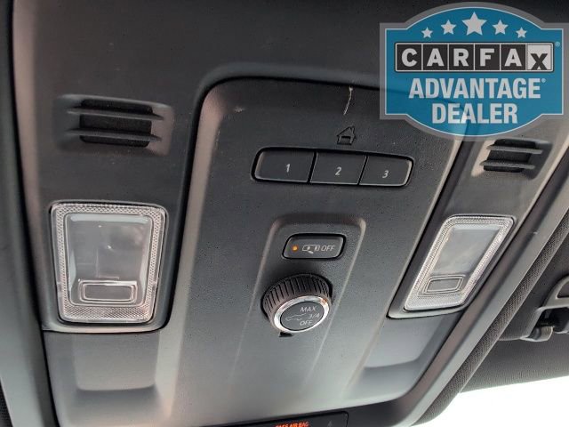 Certified 2024 Chevrolet Suburban LT RWD image 26