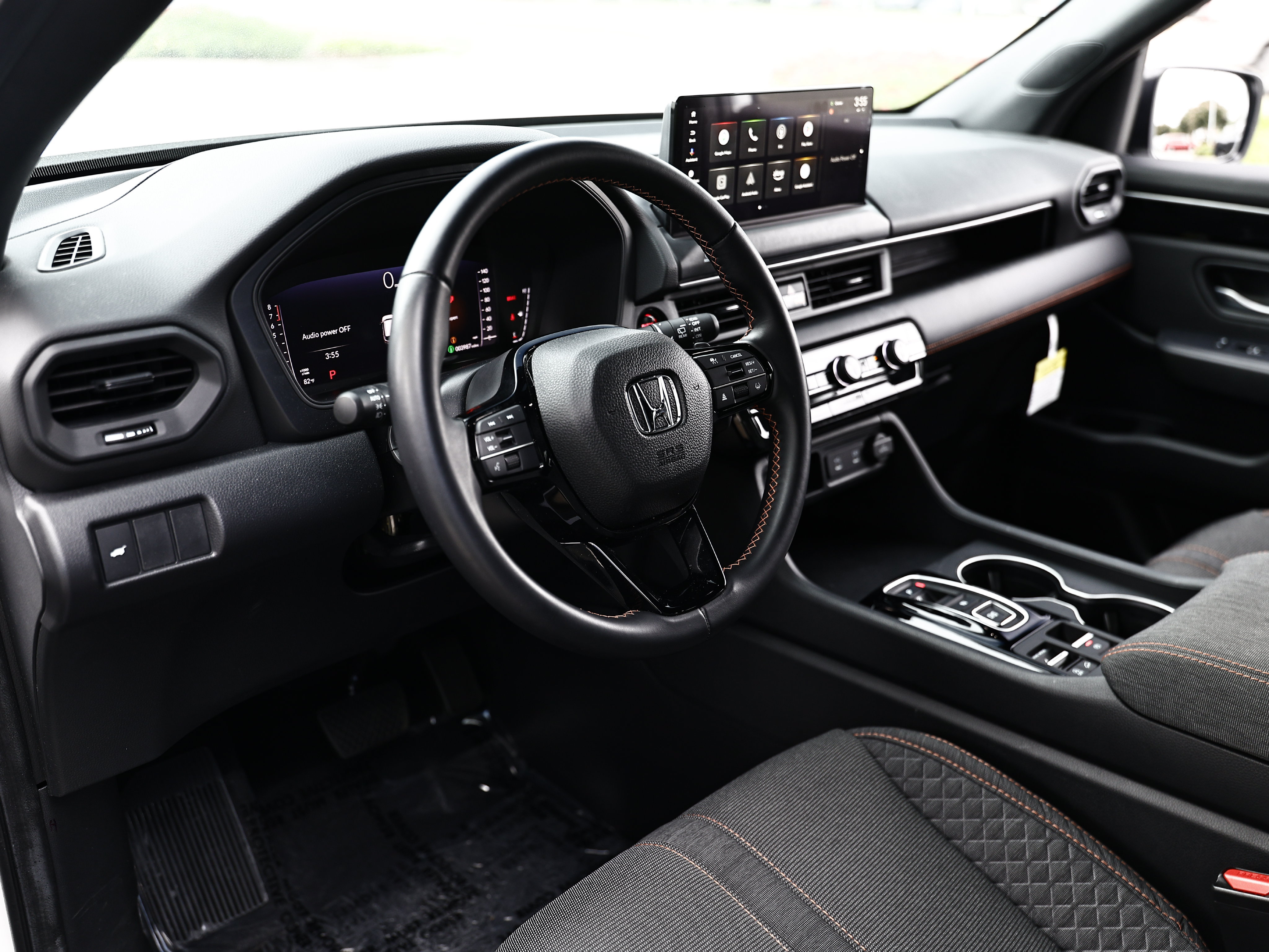Used 2026 Honda Pilot Sport image 18