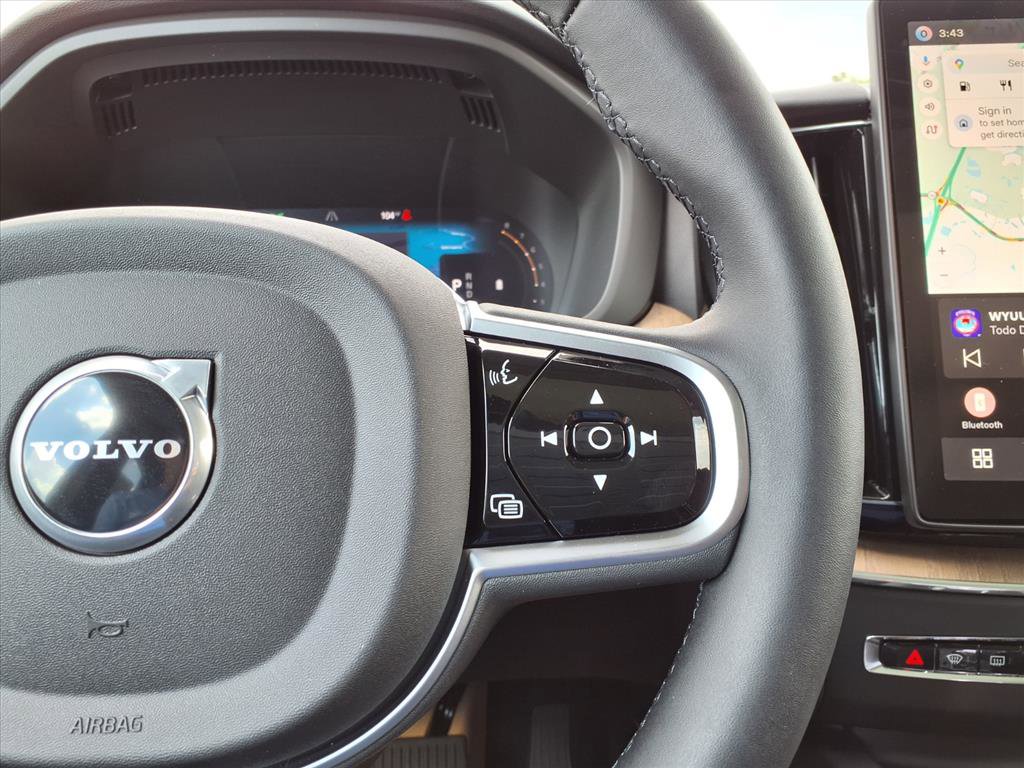 New 2026 Volvo XC60 B5 Plus w/ Protection Package Premier image 16