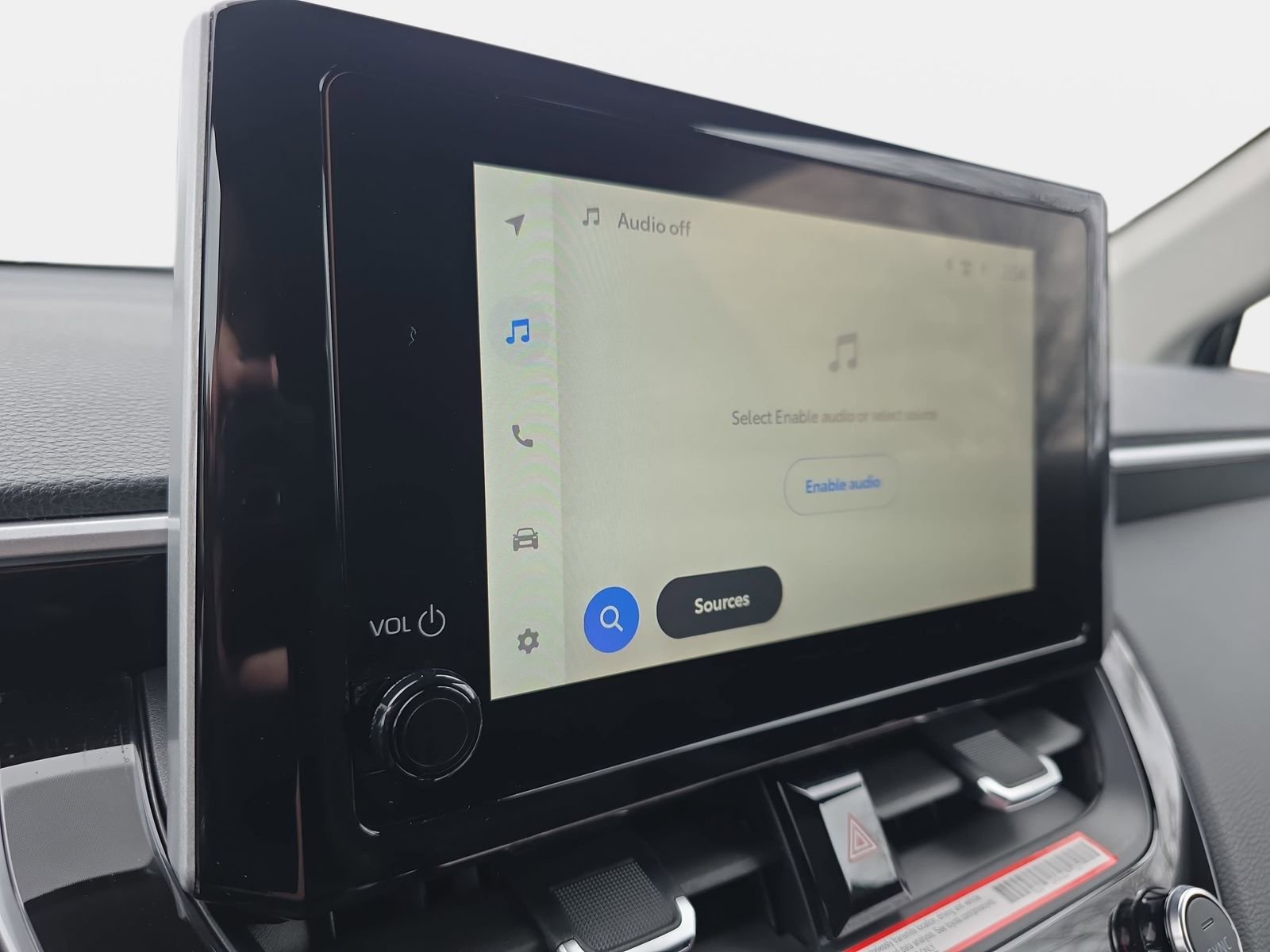 Used 2025 Toyota Corolla Cross XLE w/ Convenience Package image 21