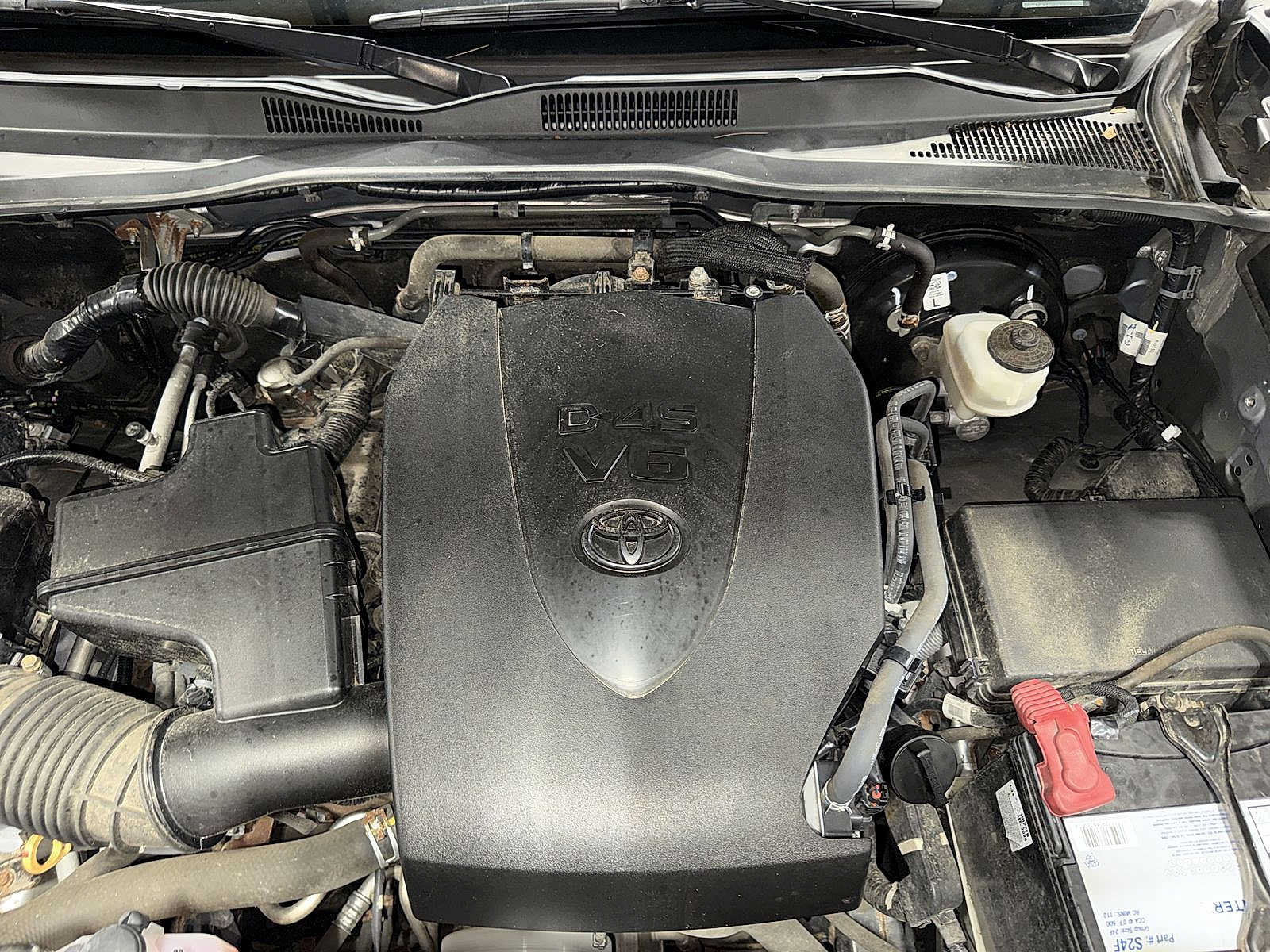Used 2019 Toyota Tacoma SR5 AWD/4WD image 12