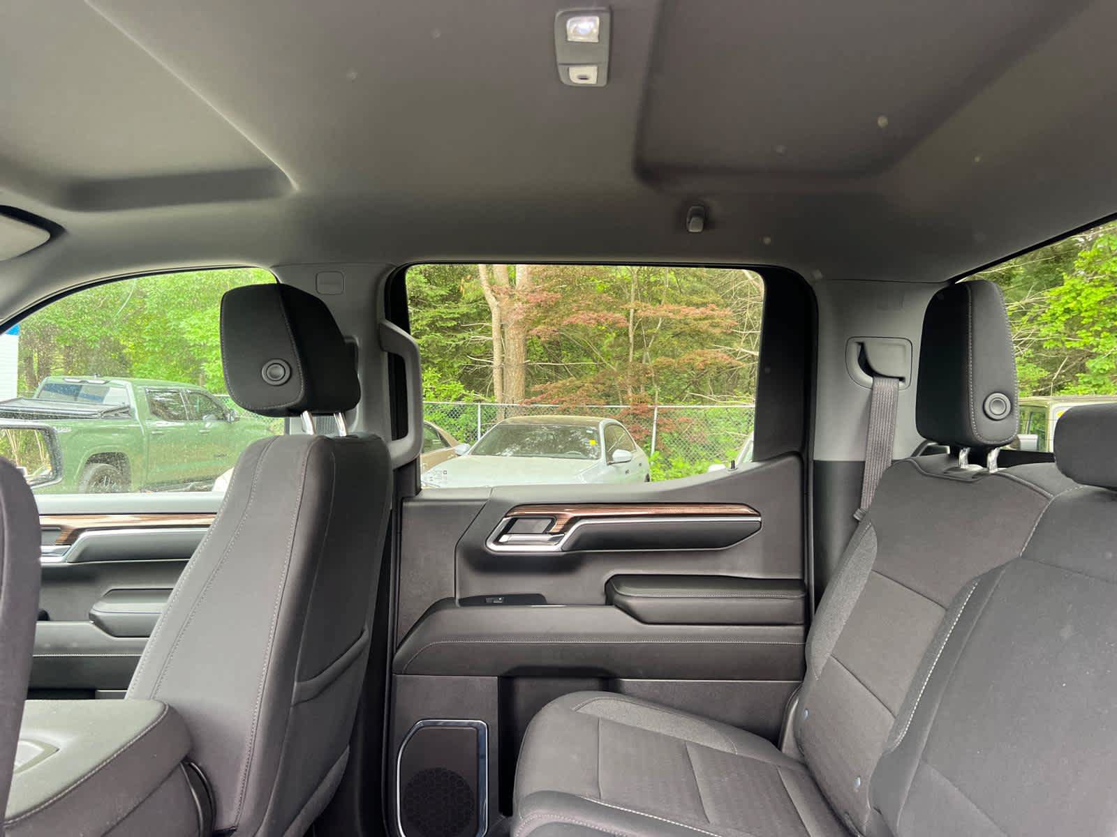 Certified 2024 Chevrolet Silverado 1500 LT AWD/4WD image 27