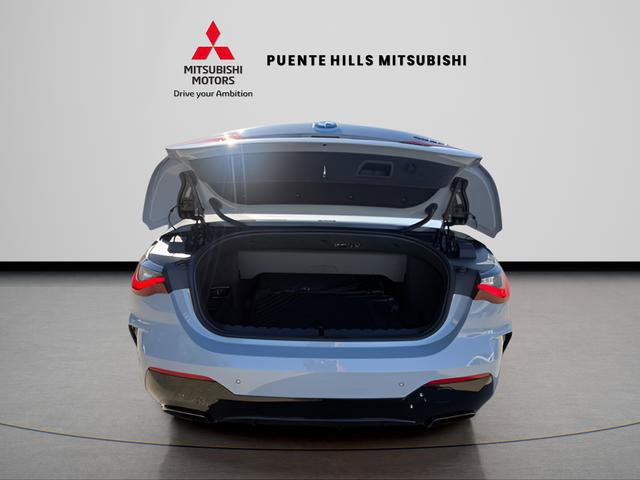 Used 2024 BMW M440i Convertible w/ Premium Package RWD image 6