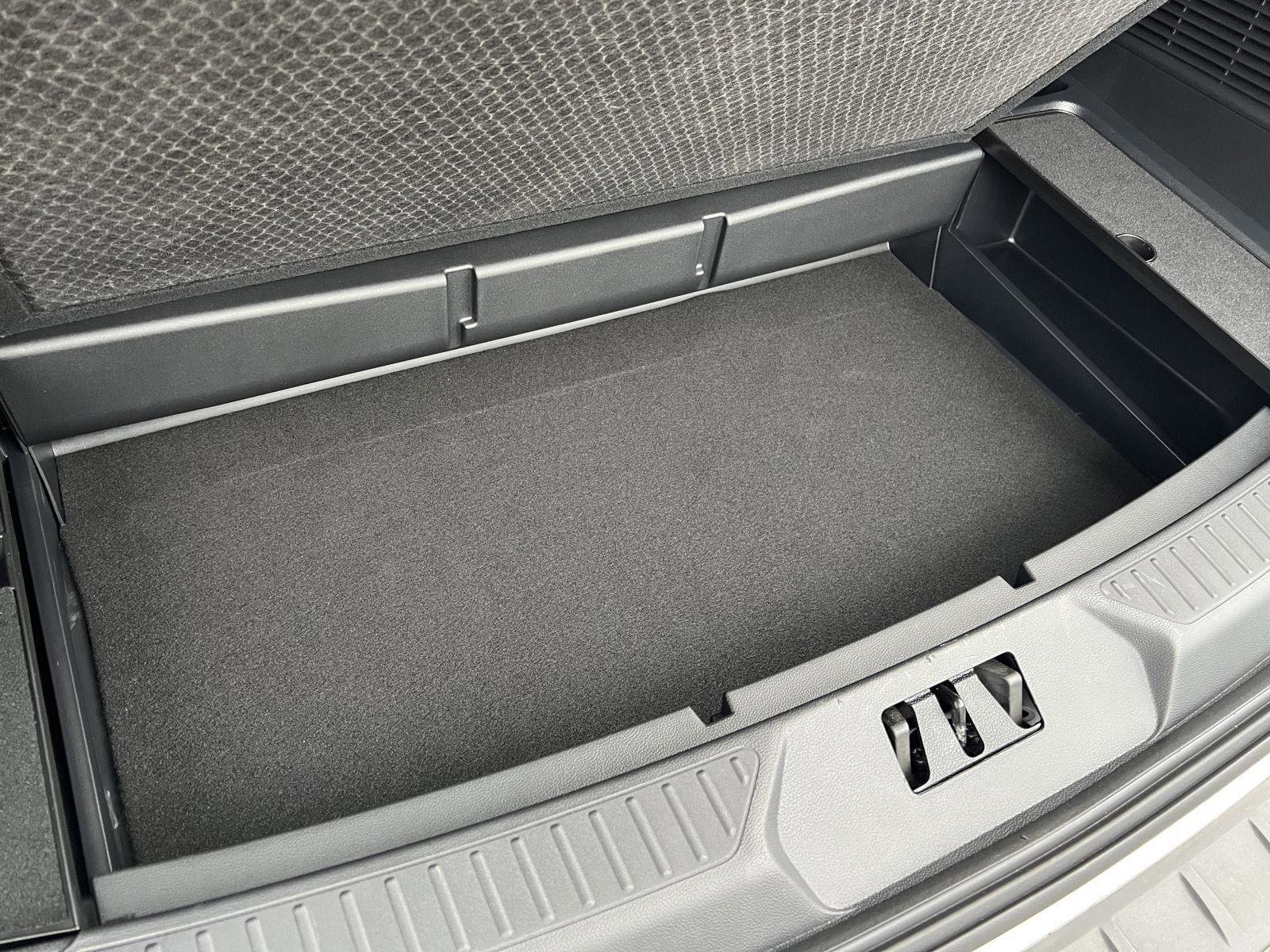 Used 2025 Ford Explorer Active w/ Active Comfort Package AWD/4WD image 46