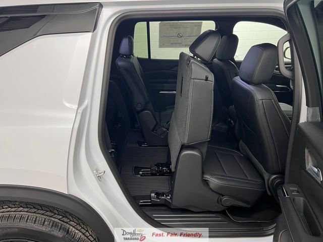 New 2026 Chevrolet Traverse LT w/ Midnight/Sport Edition FWD image 42