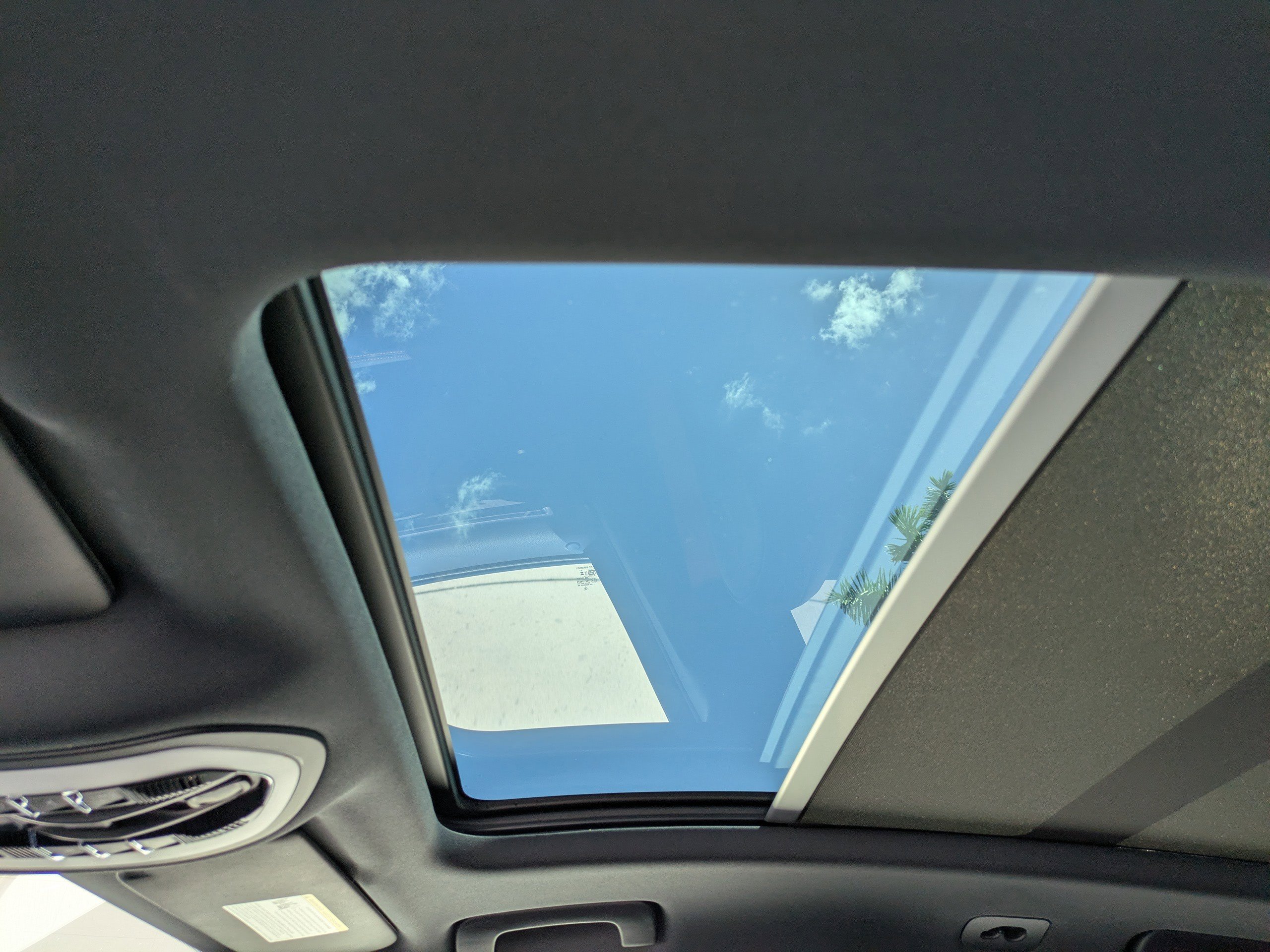 Used 2024 Porsche Macan Turbo image 21