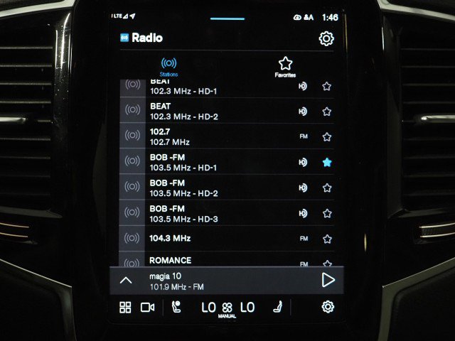 Used 2025 Volvo XC90 T8 Plus w/ Protection Package Premier image 34