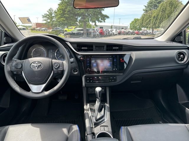 Used 2018 Toyota Corolla XSE FWD image 12