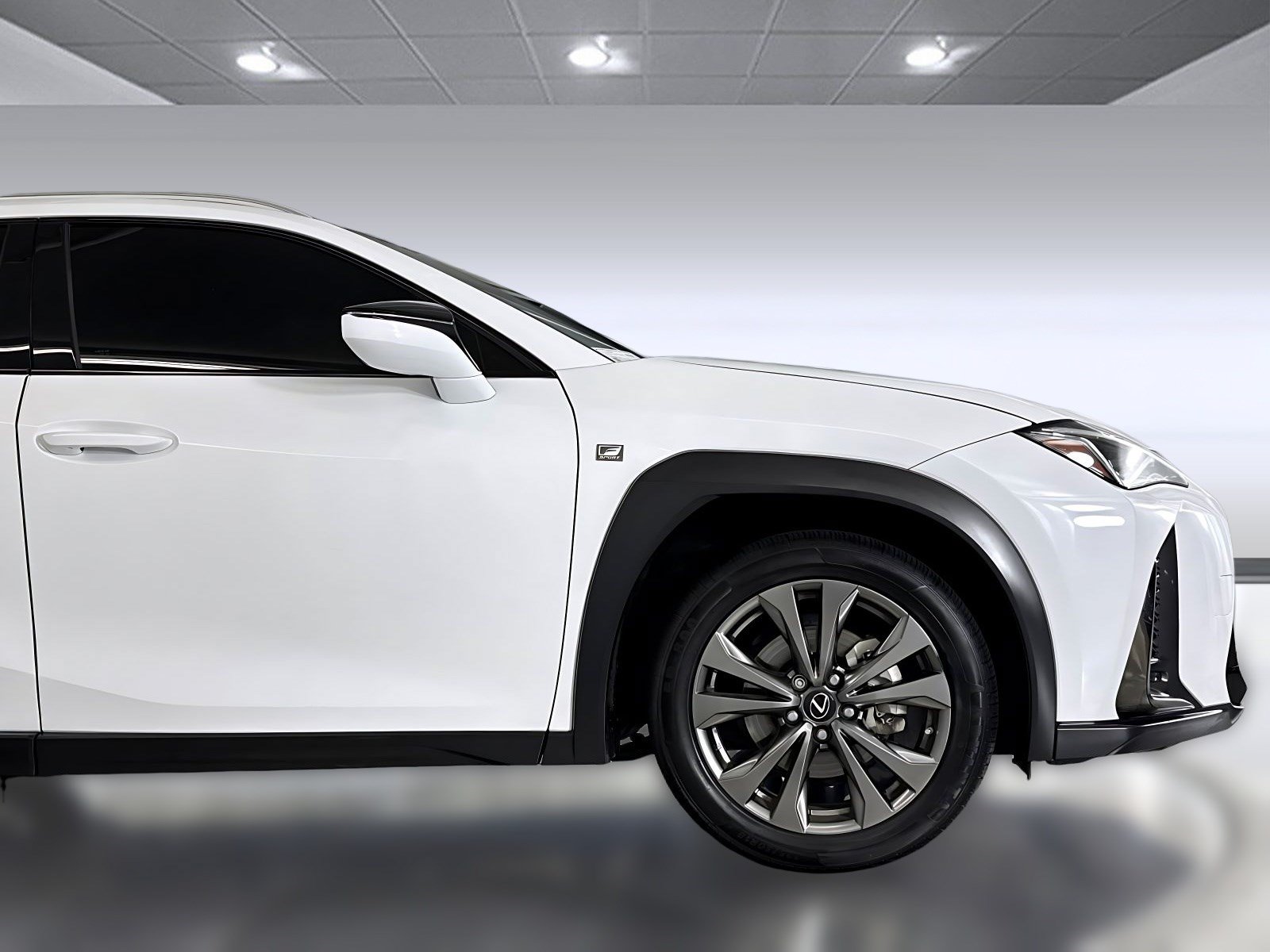 Used 2019 Lexus UX 250h F Sport AWD/4WD image 34