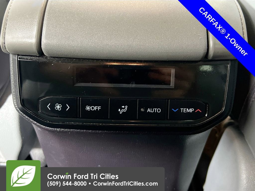 Used 2021 Toyota Highlander Limited image 31