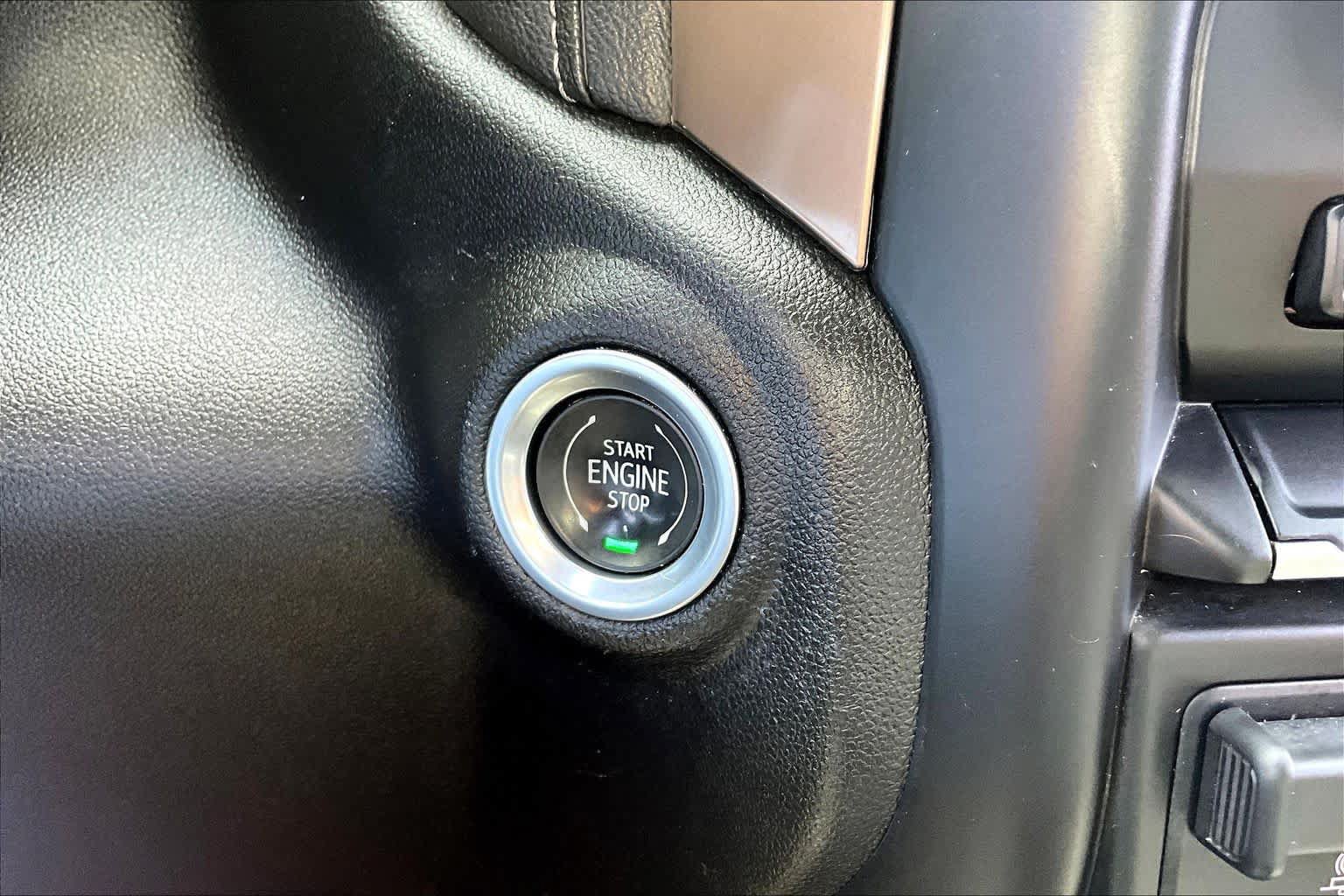 Used 2022 Chevrolet Silverado 1500 High Country AWD/4WD image 35