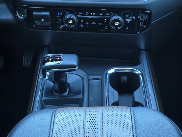 Certified 2025 Chevrolet Silverado 1500 High Country w/ High Country Premium Package image 23