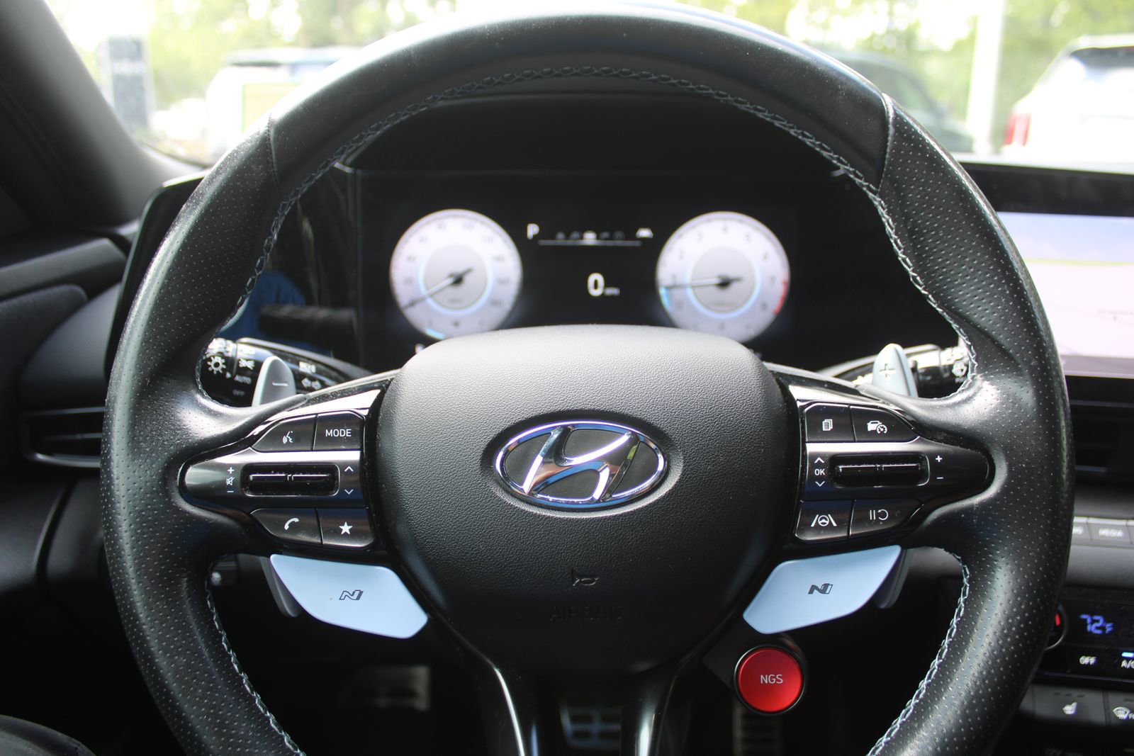 Used 2022 Hyundai Elantra N FWD image 25