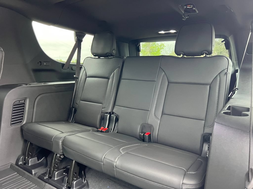 New 2026 GMC Yukon XL Denali w/ Denali Reserve Package AWD/4WD image 6