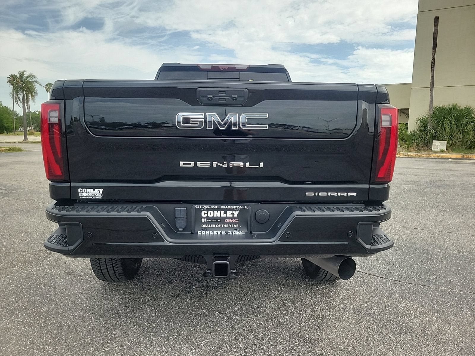 Certified 2024 GMC Sierra 2500 Denali Ultimate AWD/4WD image 7