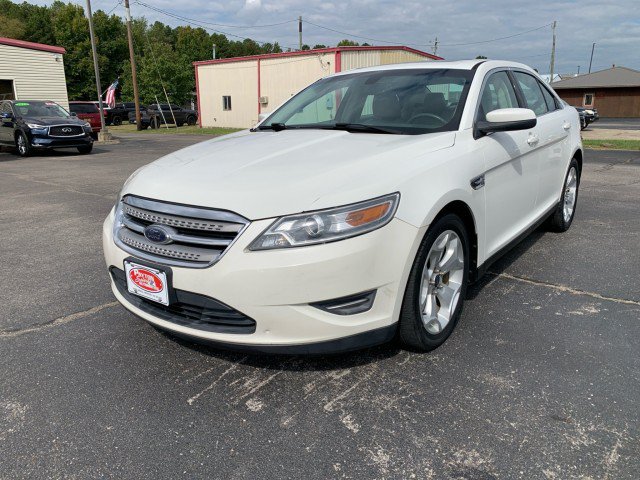 Used 2010 Ford Taurus SEL FWD image 6
