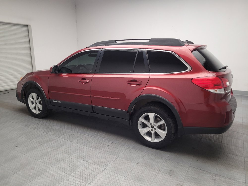 Used 2014 Subaru Outback 3.6R Limited w/ Accessory Value Package (OYZ) AWD/4WD image 3