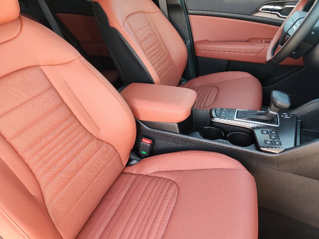 New 2026 Kia Sportage SX image 10