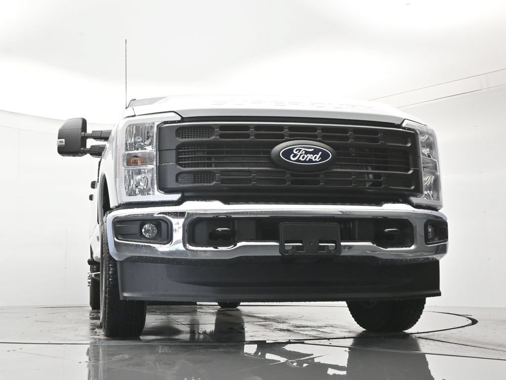 New 2027 Ford F250 4x4 Crew Cab Super Duty image 37